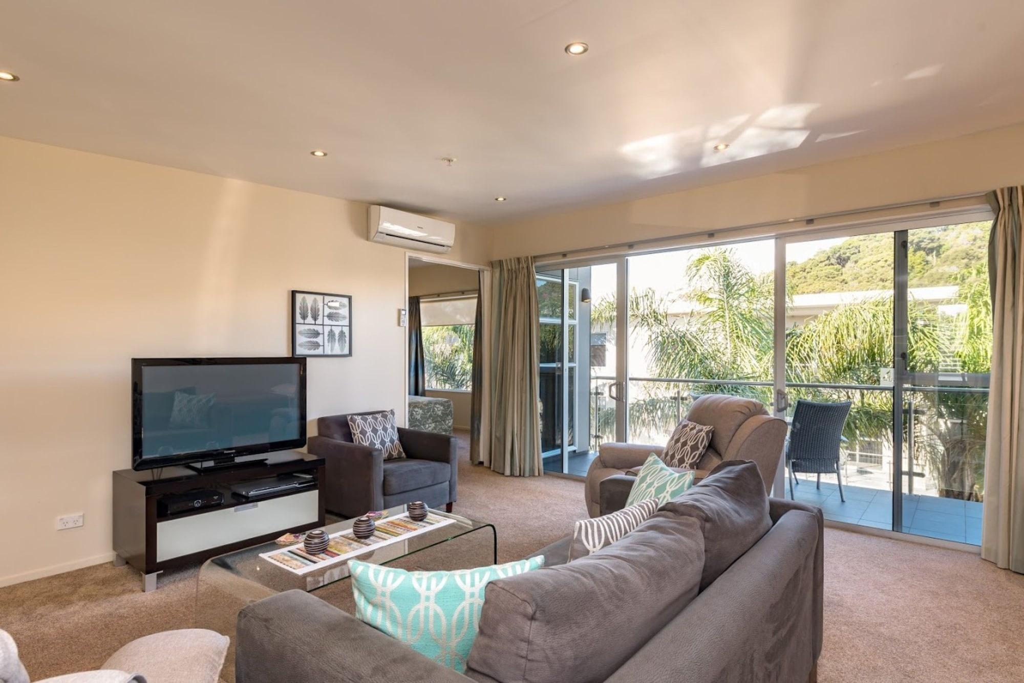 Edgewater Palms Apartments Paihia Bagian luar foto