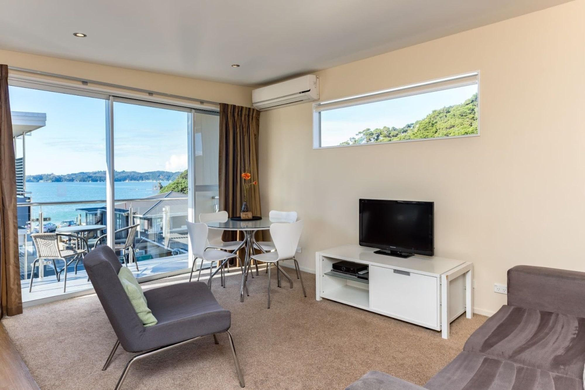 Edgewater Palms Apartments Paihia Bagian luar foto