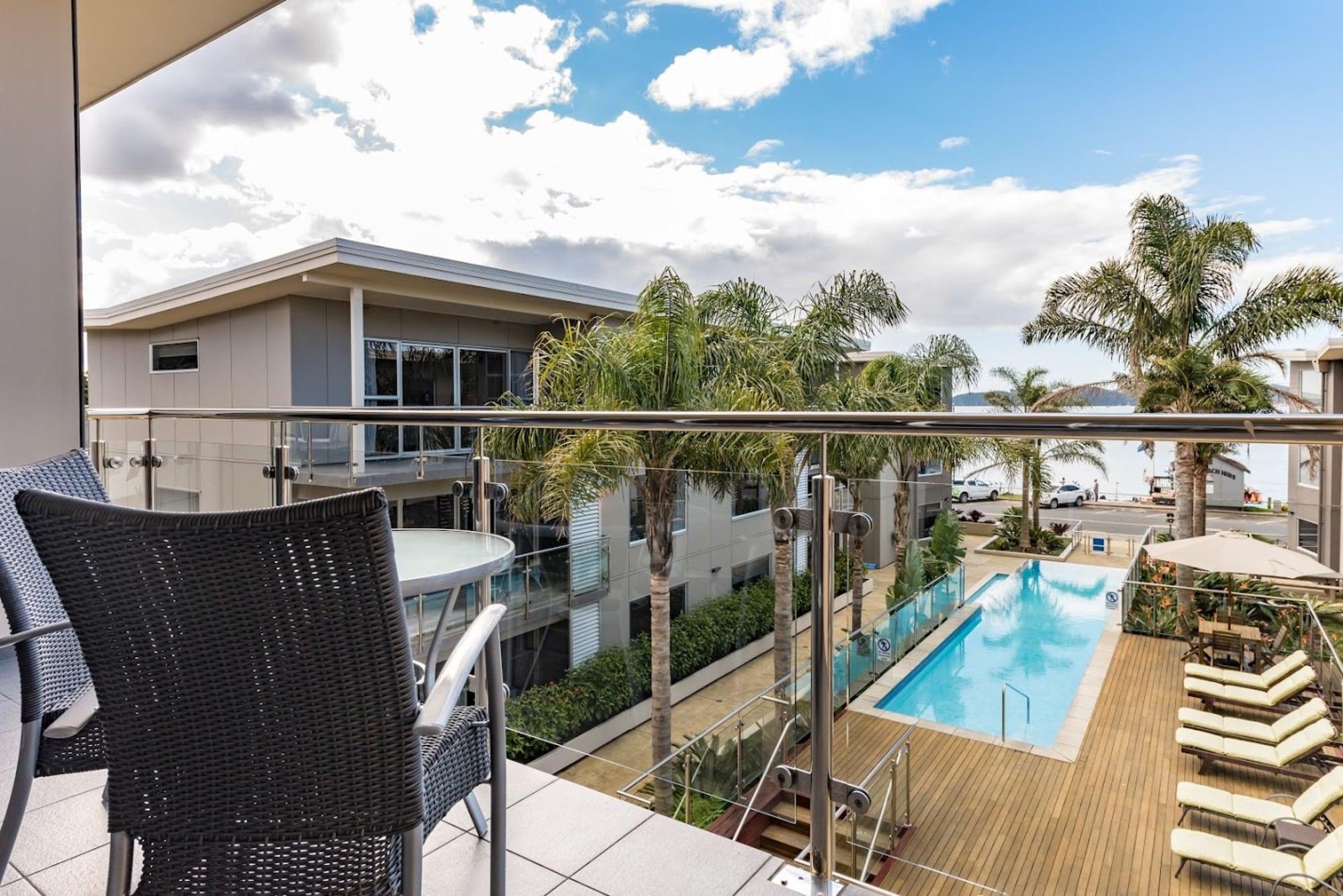 Edgewater Palms Apartments Paihia Bagian luar foto