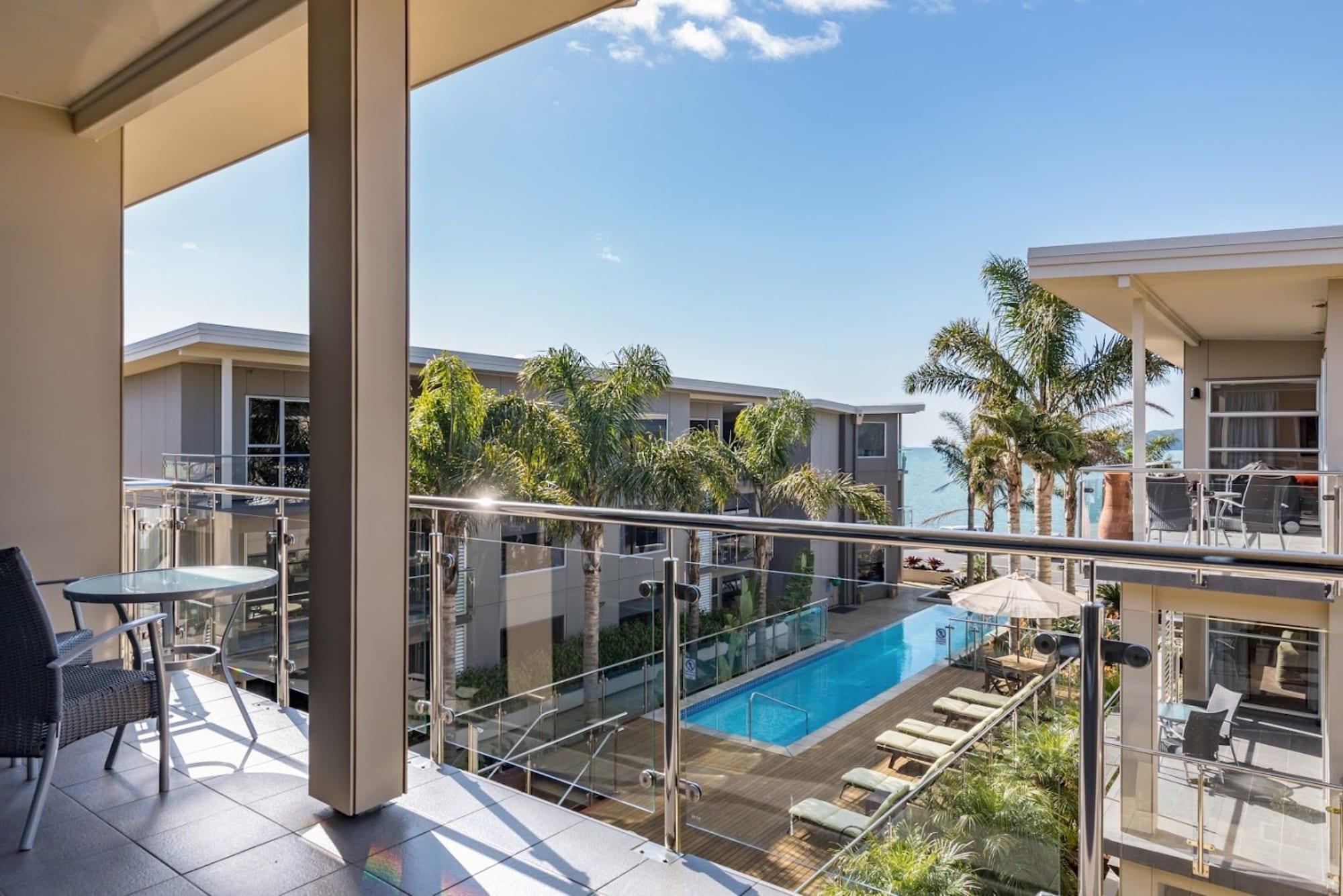 Edgewater Palms Apartments Paihia Bagian luar foto